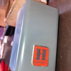 Lennox Honeywell L4069A1060 Limit Control 7″ 180-250 F