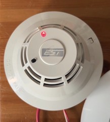 (1x) Edwards EST SIGA-PS Addressable Photoelectric Smoke Detector USED TESTED