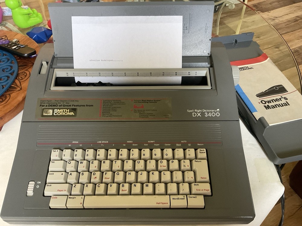 Smith Corona Spell-Right Dictionary DX 3400 Electronic Typewriter MPN 5A-1