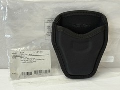 New Bianchi 8034 Open Top Cuff Case Holds 1 Pair Of Standard Or Linked Handcuffs