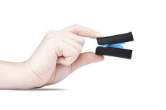 Creative Medical Compact Fingertip Pulse Oximeter Bluetooth LCD Display PC-60FW