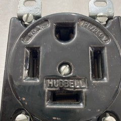 HUBBELL RECEPTACLE 60A 125/250V 3Pole 4 Wire PORCELAIN