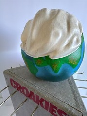 Croakies Rotating Vintage Hanging Store Display Happy Earth Head In Clouds World