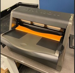 Xyron Pro 1255 12.5In Laminator