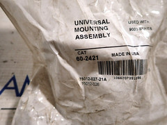 New Allen Bradley 60-2421 42GRU Universal Mounting Assembly