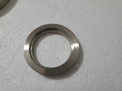 MDC 2.75″ Conflat Rotatable Flange, Thru Holes, 1.5″ Bore – UHV Vacuum Fitting