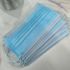 50 pcs 3-Ply Disposable Protective Face Masks Medical Dental Mouth Noise Cover