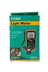 Extech LT300 Digital Light Meter 40,000 Fc / 400,000 Lux with Sensor & Carry Cas