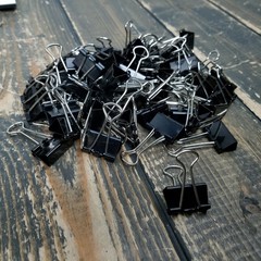 LOT of 120 Binder Clips Assorted Sizes Metal Extra Large 2″ Medium 1-1/4″ Small