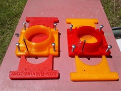 Bee Vacuum Gate for Beekeeping with Nail Lock