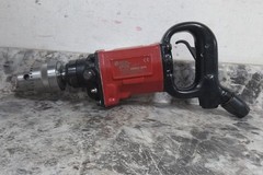 Chicago Pneumatic CP1816 5/8 In Chuck 3/8 In NPT Air Inlet Air-Powered Drill