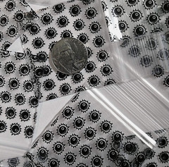 BLUE WHALE DIME BAGS 1000pcs -2″ x 2″ ORIGINAL RARE PATTERN (10 PACKS x 100)