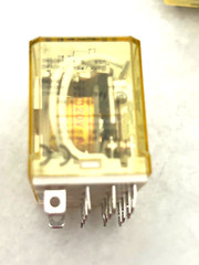Lot Of 5 idec 53804-A1 RH4B- U AC 120V 50/60Hz NEW