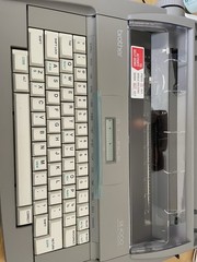 Brother SX-4000 Electronic LCD Display Typewriter with Dictionary