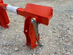 Kubota LA435 LA535 Tractor Loader To Skid Steer Quick Attach Adapter Conversion