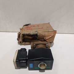 CKD APK11-20A Solenoid Valve 100/110v New