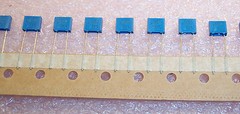 QTY (100) .1uf 100V 10% METALLIZED POLYESTER FILM CAPACITORS B32529C1104K289