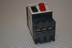 ONE USED TELEMECANIQUE/SQUARE D MOTOR PROTECTION CIRCUIT BREAKER GV2ME16.