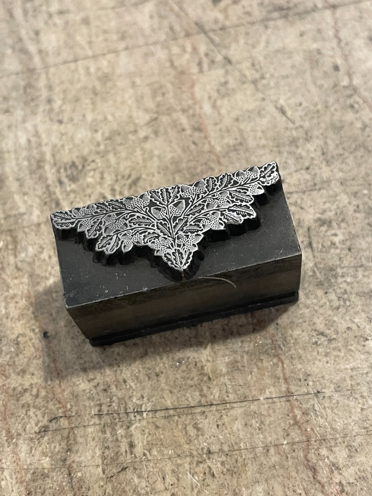 Printing Letterpress Print Block Foundry Cast Oak Leaves Acorns Tailpiece (3030)