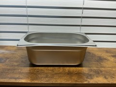 Winco 1/4 Size Steam Table Pan 6.5″ x 10.5″ x 4″ New