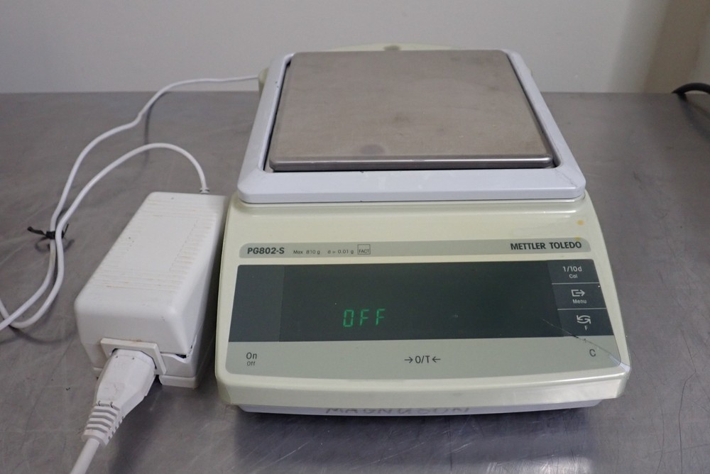 Mettler Toledo PG802-S Precision Balance 810g x 0.01g with Power Supply
