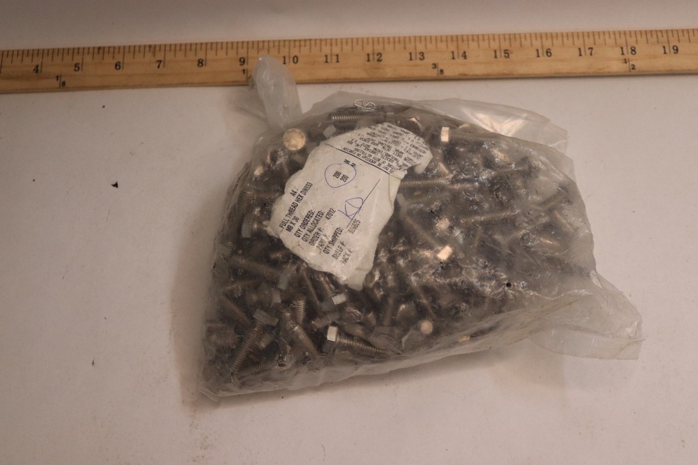 (200-Pk) Full Thread Hex Head Bolts M8x30 DIN933