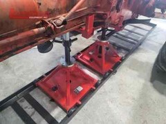 Lindstrom Equipment tractor splitting stands 10 Ton/20,000 lb