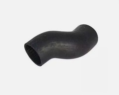 Lower Radiator Hose Fits CASE 1840 1845C D124951