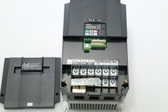 HITACHI Genuine NNB WJ200-110HF V3.2 15HP 380-480V Inverter VFD DRV-I-4660=9C49