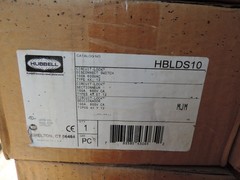 Hubbell HBLDS10 Disconnect Switch 100A 600VAC Type 4X, 12