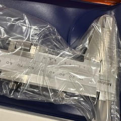 Mitutoyo Vernier Caliper 532-103 NM28 Stainless Steel 0-280mm .02 Grad Japan New