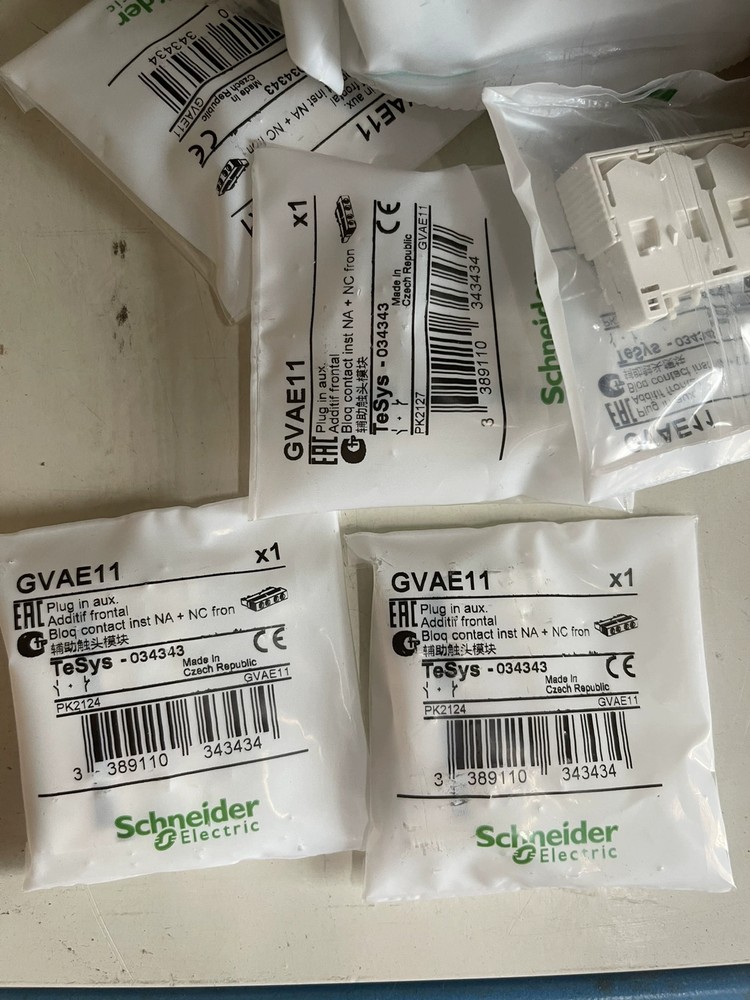 1pc Schneider GVAE11 New Auxiliary Contact Block