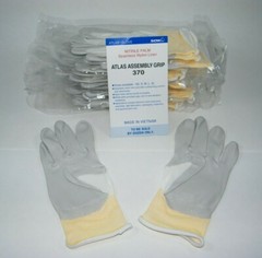 ATLAS 370 SHOWA WORK GLOVES NITRILE RUBBER PALMS – 12 PAIR – SMALL / WHITE