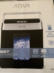 Ativa 8-Sheet MicroCut Shredder High Security Brand New Lift Off Lid With Handle