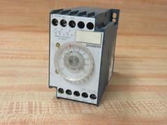 Siemens 7PU4040-1BN20 Timer On Delay 7PU4040