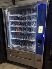 2019 Crane Merchant Media 472D Combo Vending Machine