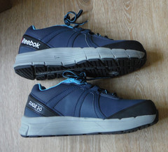 REEBOK Women’s 8W Guide Work RB354 Steel Toe Anti-Slip Sneakers/Shoes *Display