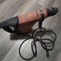 HILTI TE 40-AVR Rotohammer Concrete Drill Hammet Drill Heavy Duty Tool Good Used