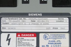 😏SIEMENS 225A MAIN LUG BOLT-ON PANEL 480Y/277 VAC 3∅ 4W 42 CIRCUIT H442ML4225BM