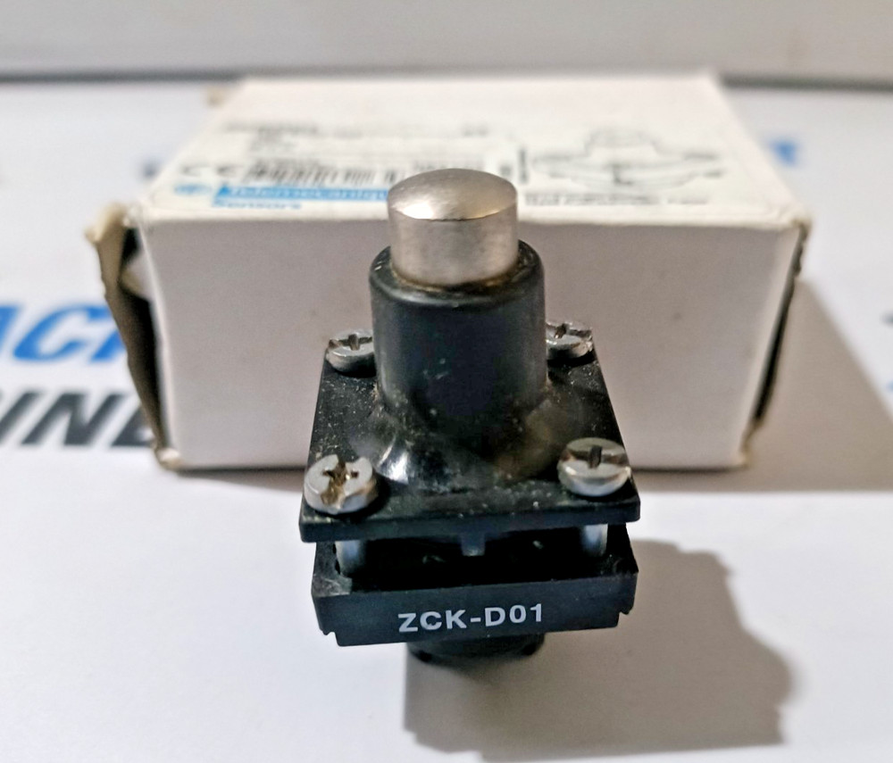NEW Telemecanique Sensors Limit Switch Head ZCKD01 Free Express shipping