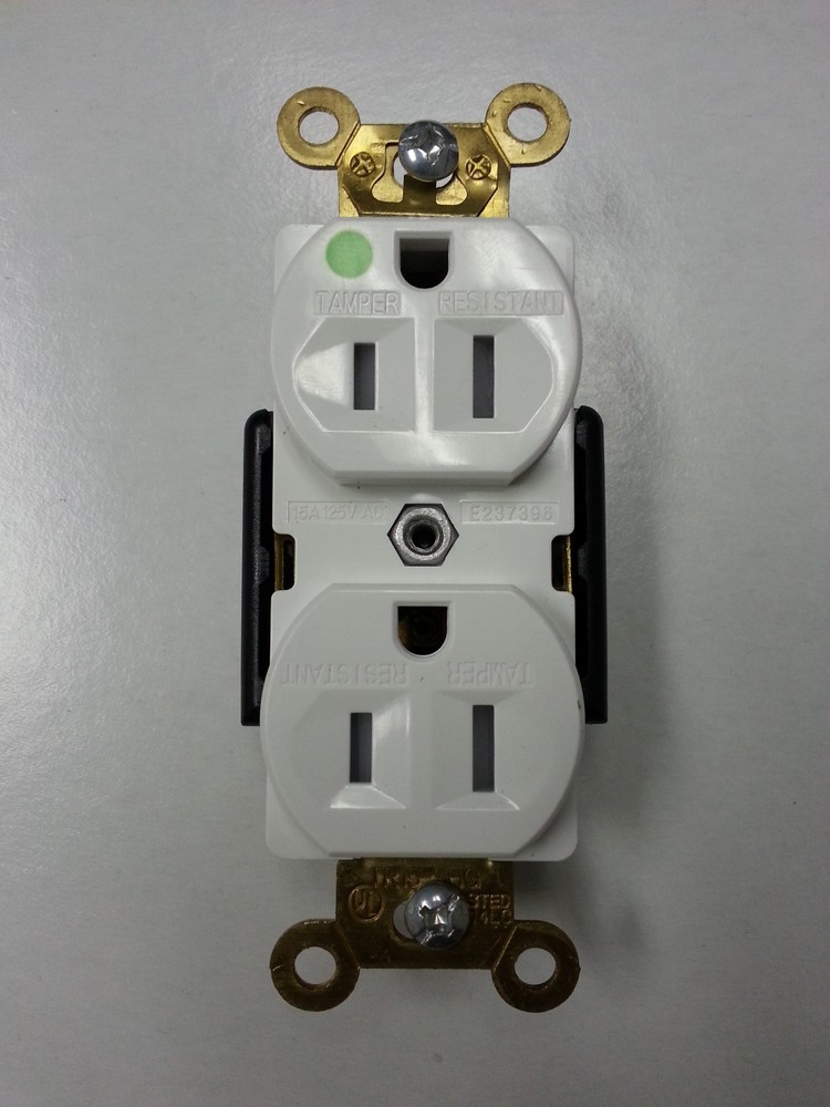 (10 pc) Tamper Resistant Duplex Receptacles 15A Hospital Grade White 15 Amp TR