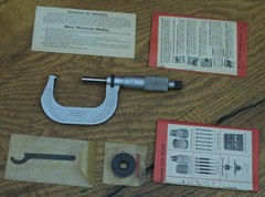 The L.S. Starrett Co. No. 2RL 1-2″ Outside Micrometer Satin Chrome .001″ 137 STD