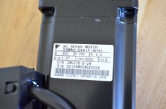 Yaskawa SGMAH-04A1F-AP41 400w AC Servo Motor Encoder 200v 3,000rpm 1.27Nm 2.8amp