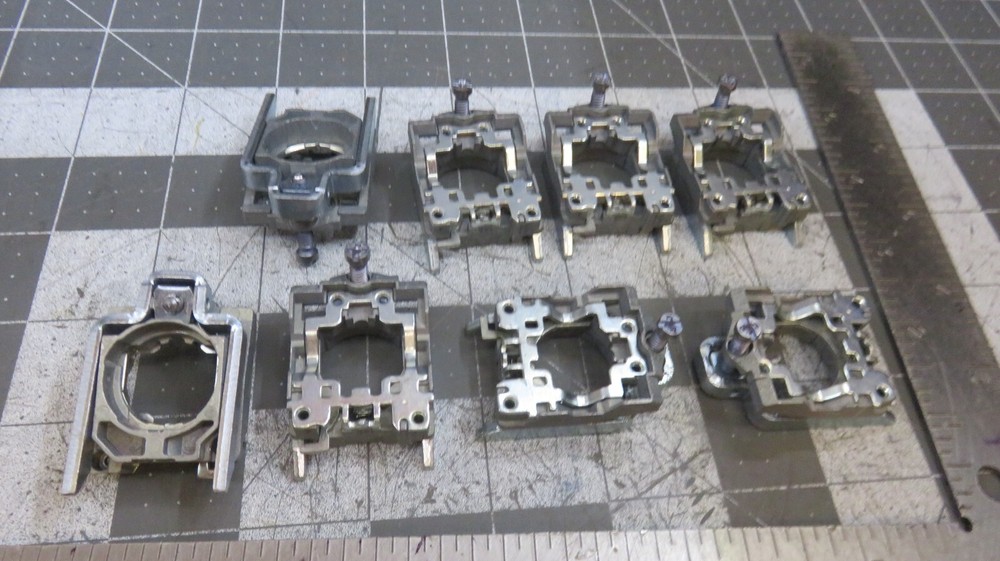 Lot of 8 New Schneider Electric Metal Mounting Base ZB4 BZ009