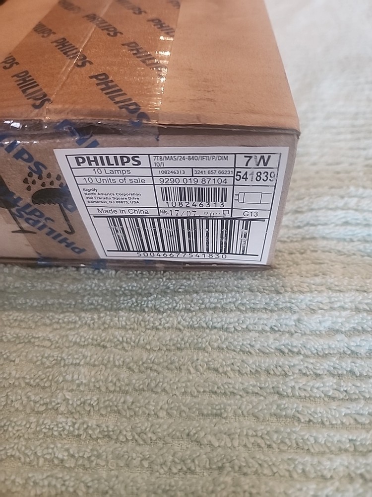 (Case of 10) Philips 7-Watt T8 LED Bulbs G13 7T8/MAS/24-840/IF11/P/DIM 10/1 24″