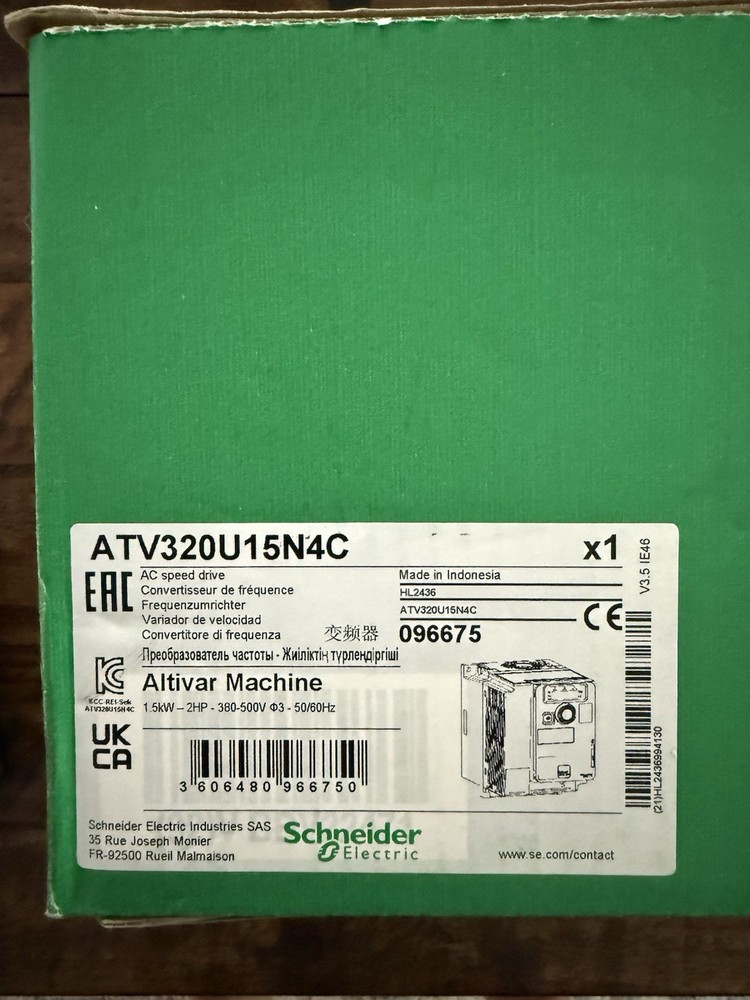 1PC New Schneider ATV320U15N4C Inverter Fast Shipping
