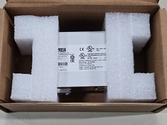 PHOENIX CONTACT 2891001 FL SWITCH SFNB 5TX NEW