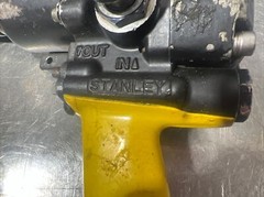 Stanley hydraulic impact Gun. Offered For Parts/Repair. Taken Out Of Service