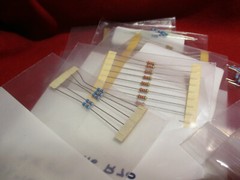 Resistors Various Values and Amounts 14 Bags