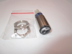 XUB4BPANM12 TELEMECANIQUE Photoelectric diffuse sensor – Original item